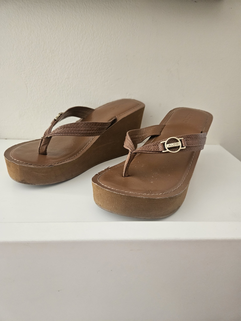 ALDO Tan/Brown Platform Wedge Thong Sandals
